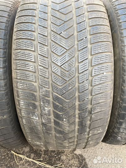 Pirelli Scorpion Winter 315/40 R21