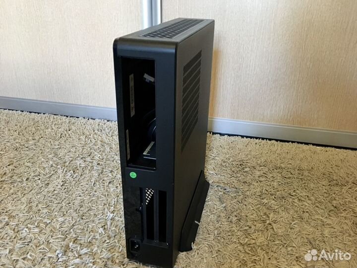 Mini itx корпус Node 202 + блок питания