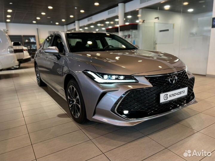 Toyota Avalon 2.5 AT, 2022