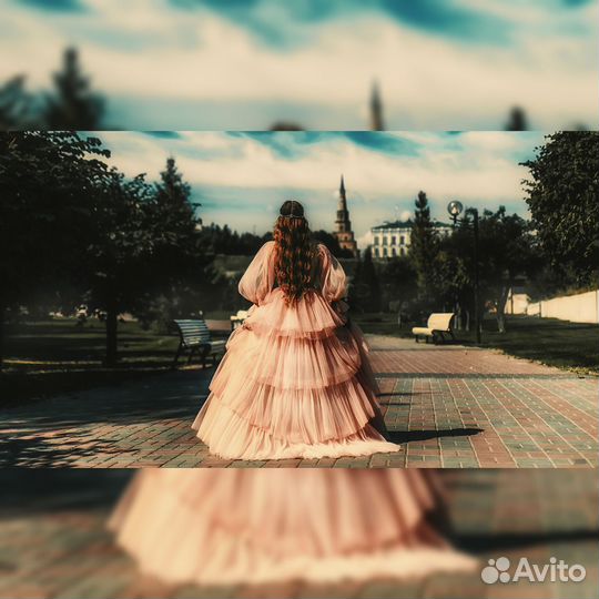Платье со шлейфом
