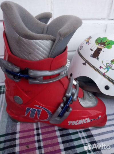 Горнолыжные ботинки детские 24