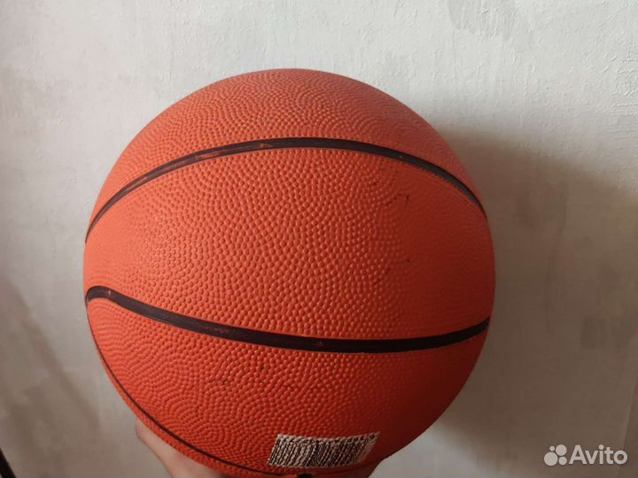 Баскетбольный мяч