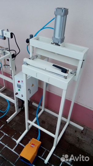 Вырубщик для капсулирования кератиновых полос