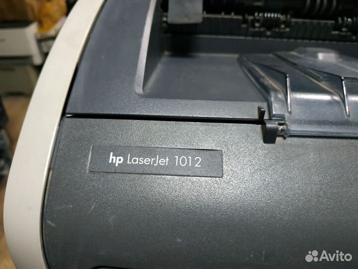 Лазерный принтер HP LJ1012