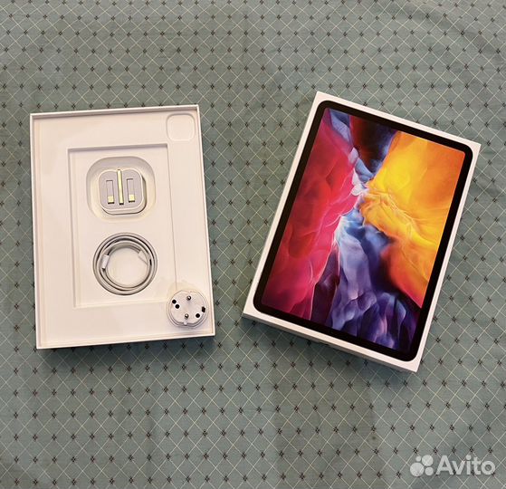iPad Pro 11 128 (есть сим-лот)
