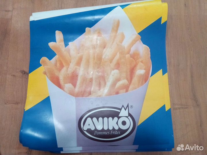 Рекламный флажок Aviko