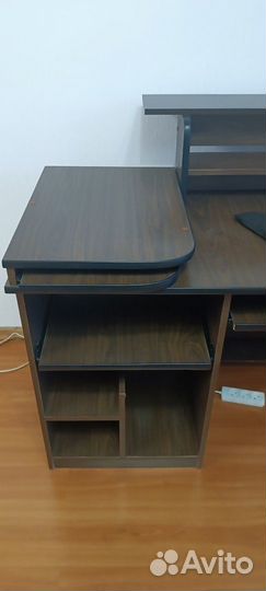 Компьютерный стол