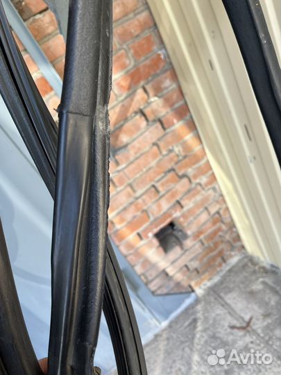 Уплотнители двери w211