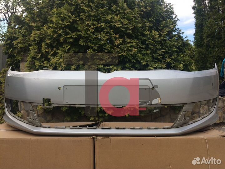 Передний бампер VW Sharan 2 2011-2015 год