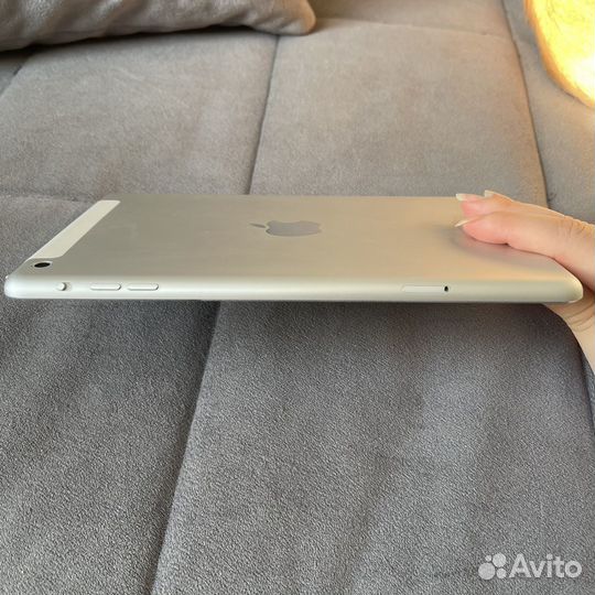 iPad Mini (Wi-Fi + Cellular, MM)