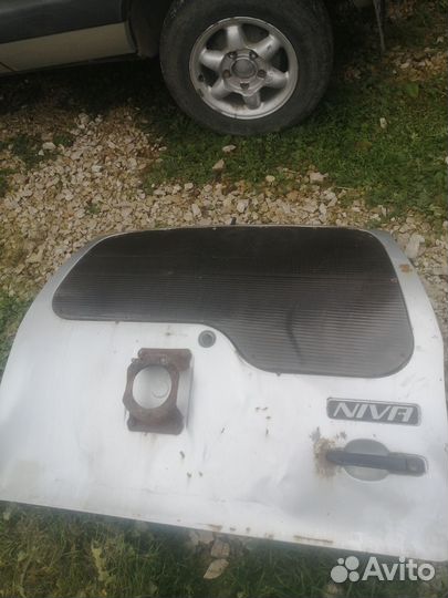 Крышка богажника нивы шевроле