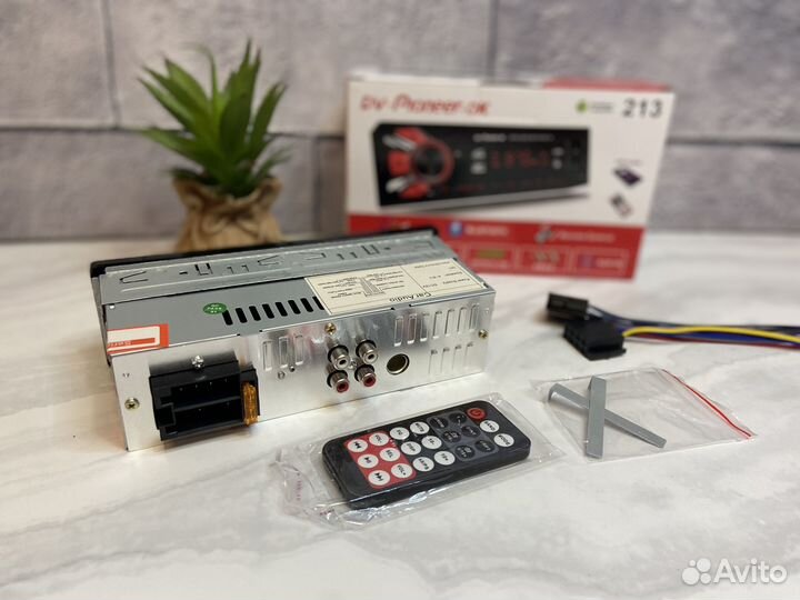 Магнитола с блютузом