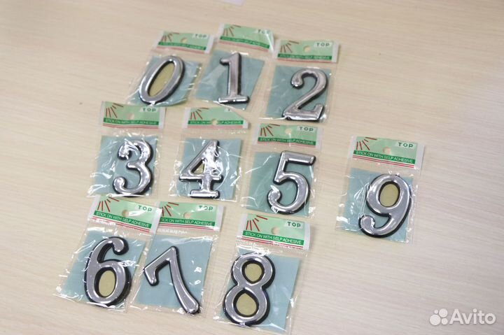 Цифры для двери самоклеящиеся новые