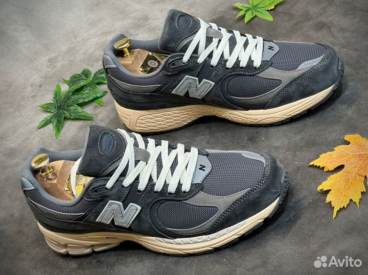 New Balance кроссовки 2002R Phantom