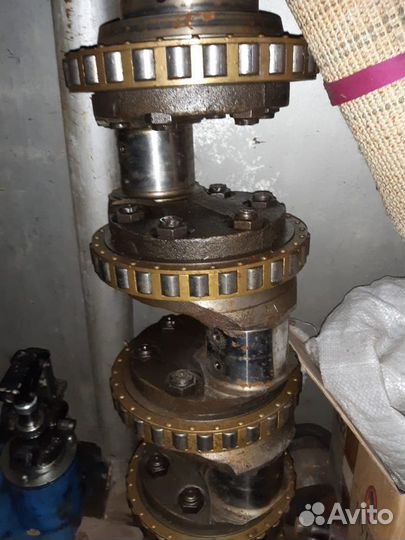 Коленвал на Татру 815