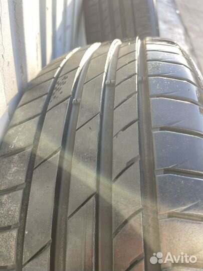 Kumho Ecsta PS71 SUV 235/60 R18 107W