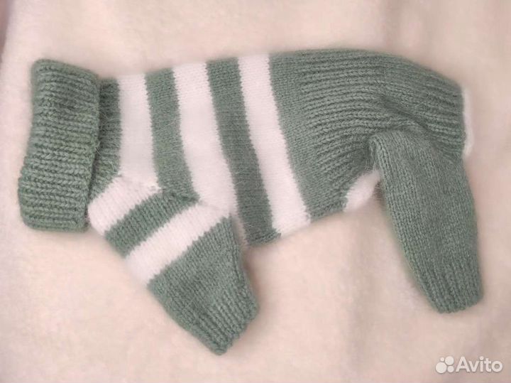 Комбинезон из пуха норки для маленькой собачки