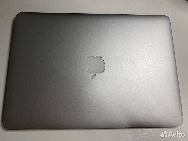Apple MacBook Air 13