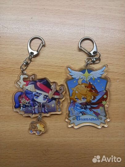 Genshin impact брелоки и значки