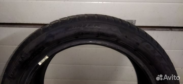 Pirelli Winter Sottozero 245/45 R18 100Y