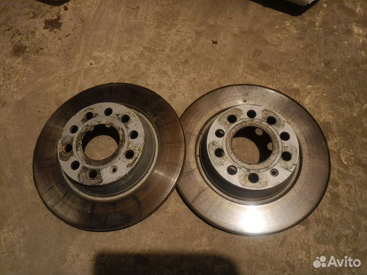 Задние тормозные диски skoda super 2