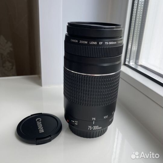 Объектив Canon EF 75-300mm