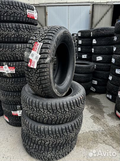 Bridgestone Blizzak Spike-02 SUV 285/60 R18 120T