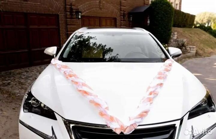 Свадебные украшения на машину