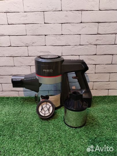 Вертикальный пылесос Red solution RV-UR362