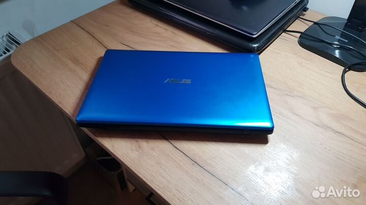 Продам ноутбук Asus X200M, экран 11.6