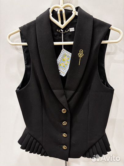 Новая жилетка, юбка, брюки Маленькая леди