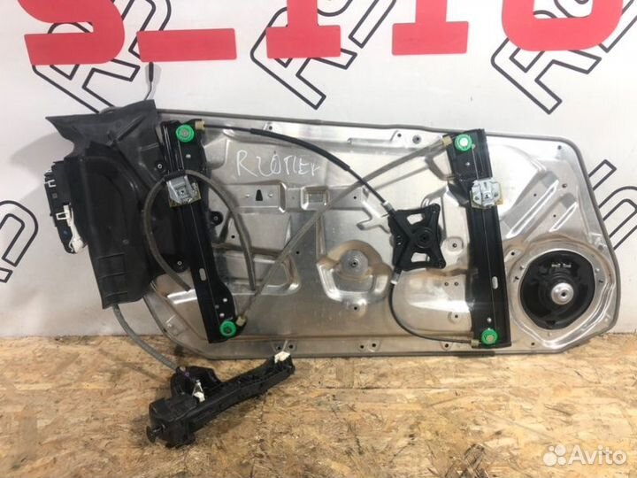 Стеклоподъемник передний правый Mercedes-Benz