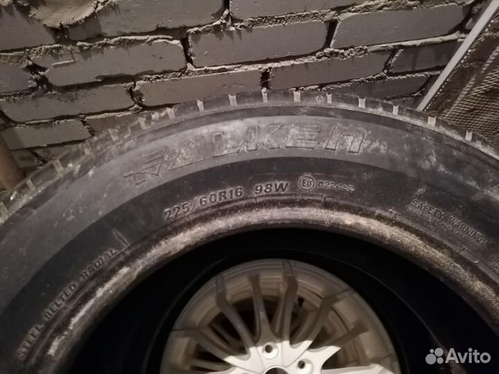Falken Ziex ZE-502 225/60 R16 98T
