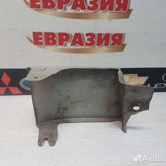 Ресничка задняя правая Daihatsu Pyzar G301 hdep