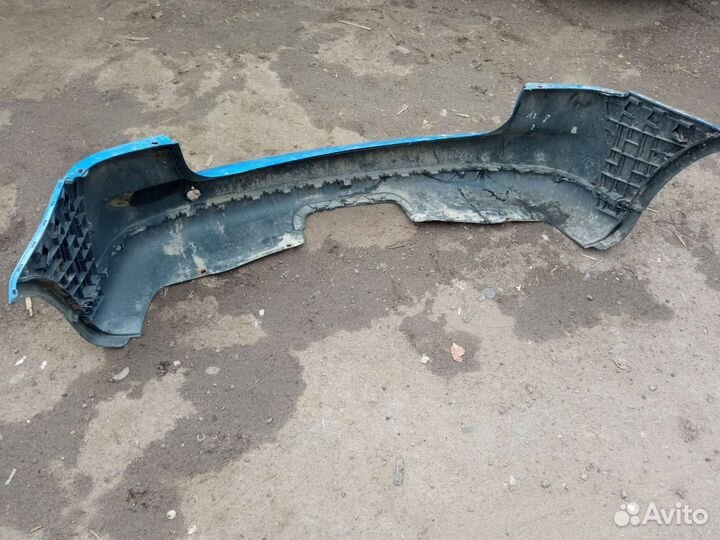 Задний бампер Volkswagen Touran 03-10