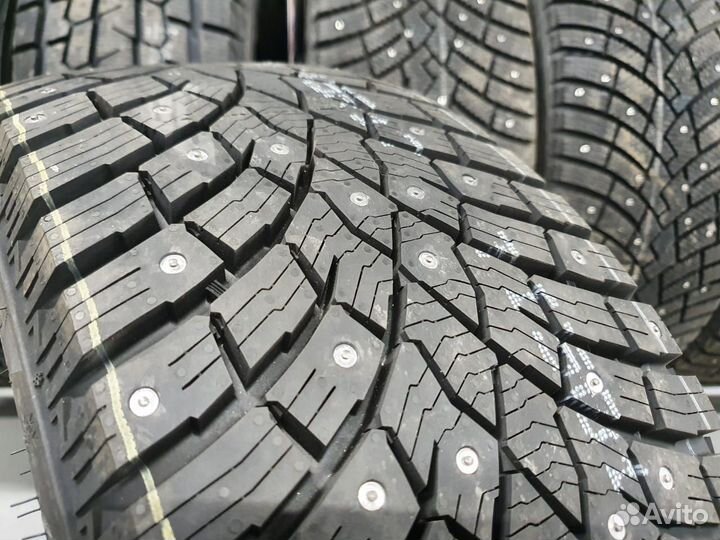 Triangle IcelynX TI501 215/55 R17