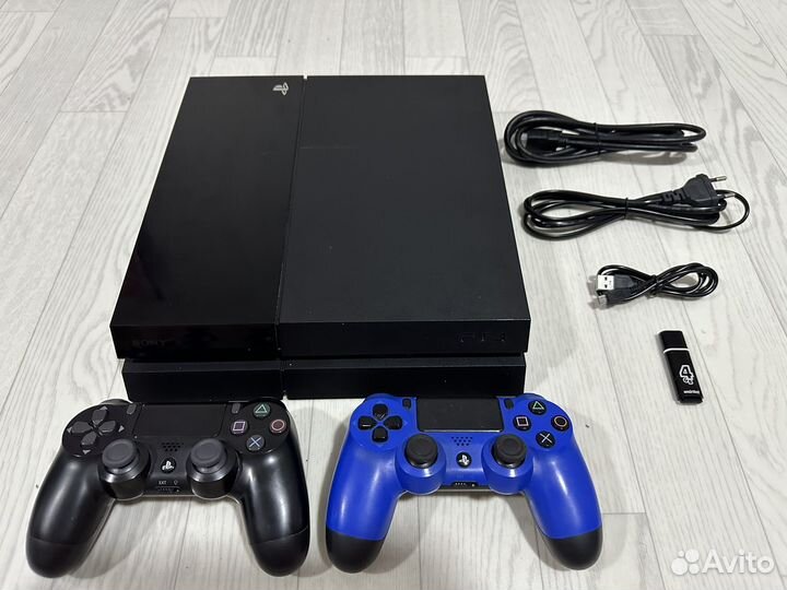 Sony PlayStation 4 fat прошитая 9.00 + игры