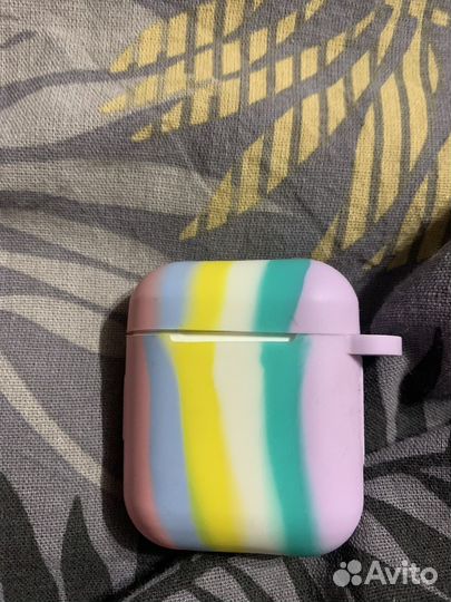 Кейс Apple airpods