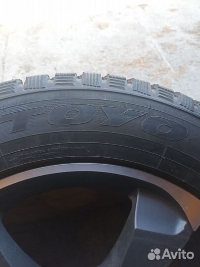 Toyo Observe G3-Ice 235/60 R18 107T