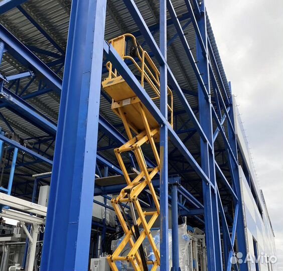 Подъёмник с рабочей высотой 8 метров