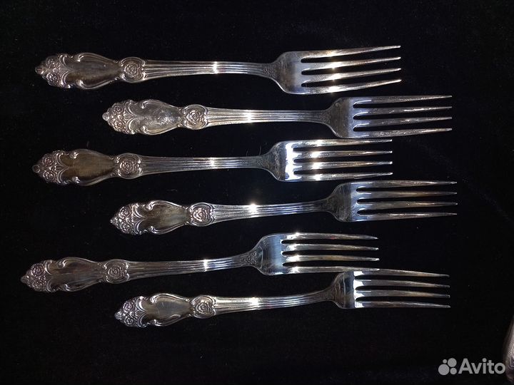 Набор столовых приборов 
