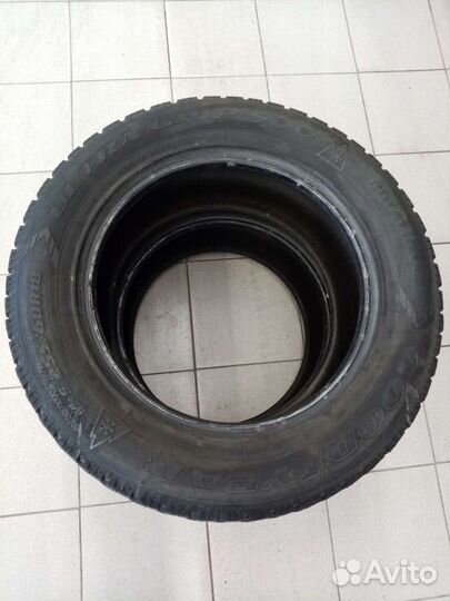 Goodyear Ultra Grip HP 255/60 R18