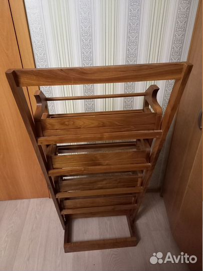 Подставка фирмы guizu для CD и видео дисков