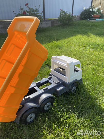 Большой грузовик игрушка