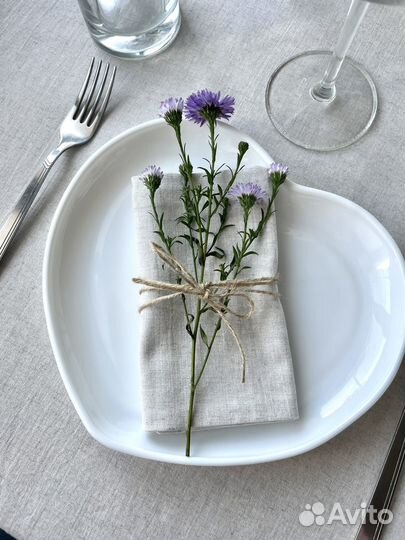 Серверовачные салфетки и скатерть