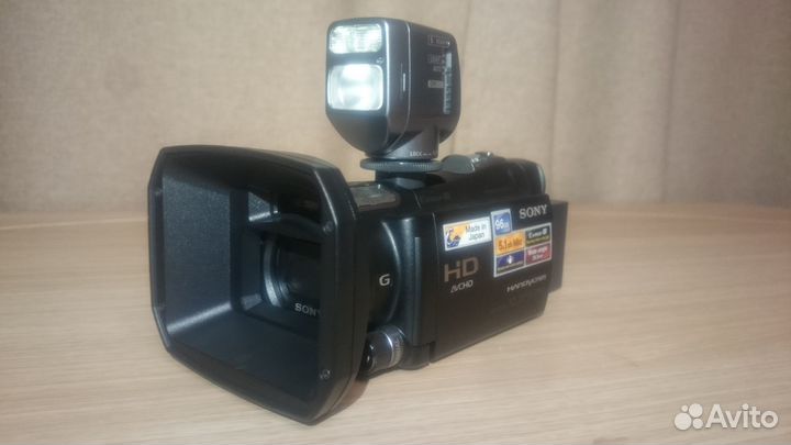 Видеокамера Sony HDR CX-700E для видеографов
