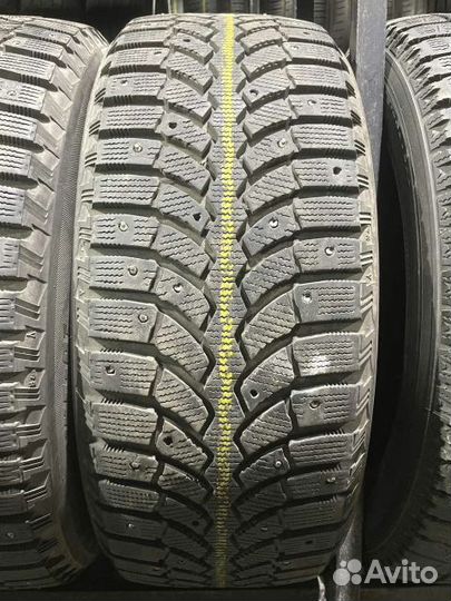 Bridgestone Blizzak Spike-01 205/55 R16 91L