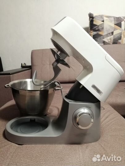 На запчасти планетарный миксер Kenwood Chef KVC-51