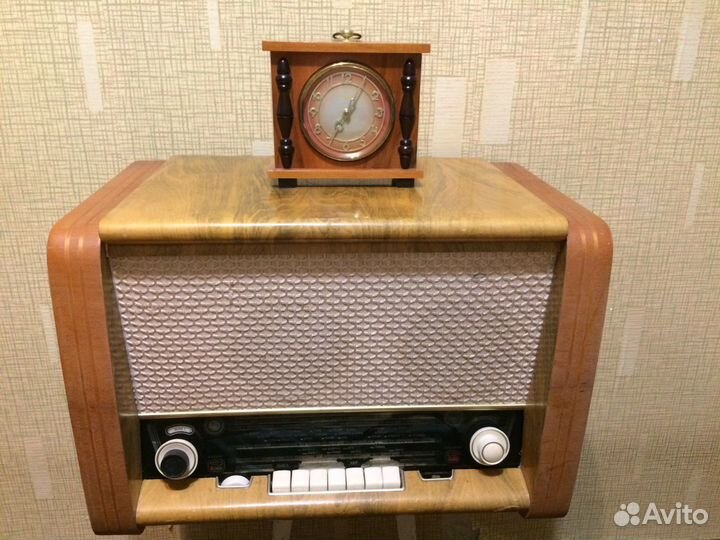 Радиола Волга
