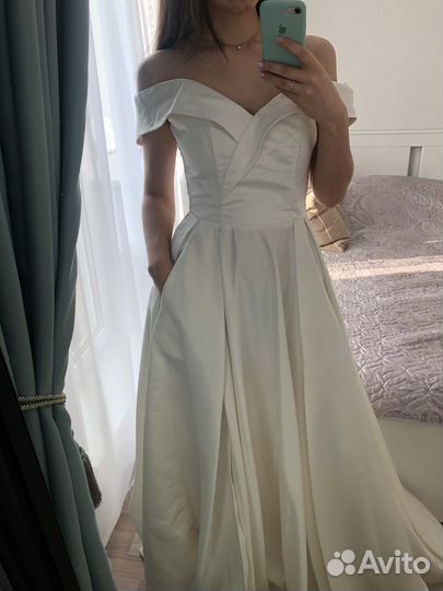 Свадебное платье минимализм